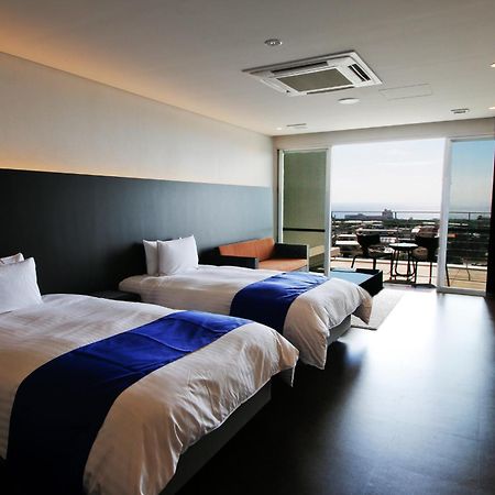 Transit Overnight Hotel Yomitan Extérieur photo